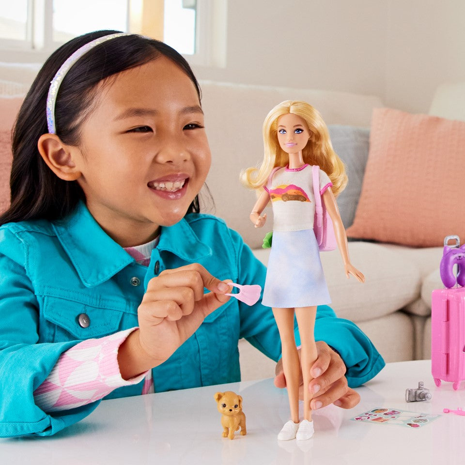 BARBIE HJY18 Barbie Travel Malibu Set 2.0 | Isetan KL Online Store