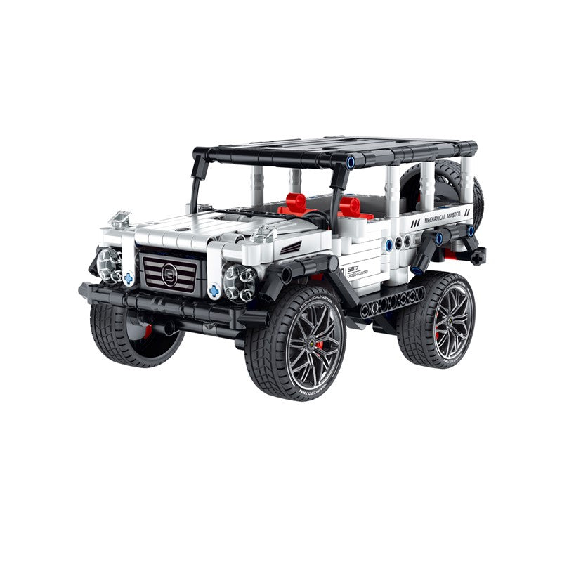 IM.MASTER Mechanical Master Block Off-Roader White Power Vehicles Brick With Pull Back Engine | Isetan KL Online Store