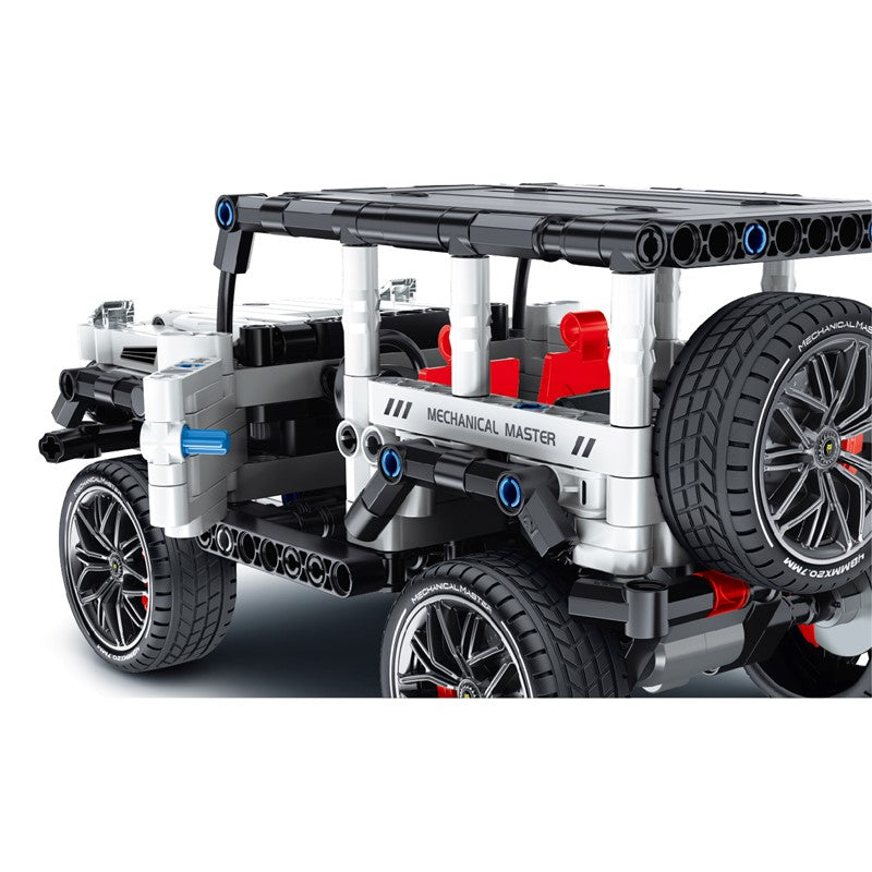 IM.MASTER Mechanical Master Block Off-Roader White Power Vehicles Brick With Pull Back Engine | Isetan KL Online Store