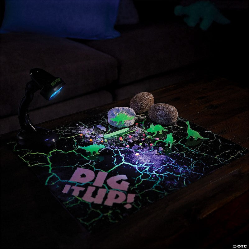 MINDWARE DIG IT UP Glow In The Dark Dinosaurs | Isetan KL Online Store