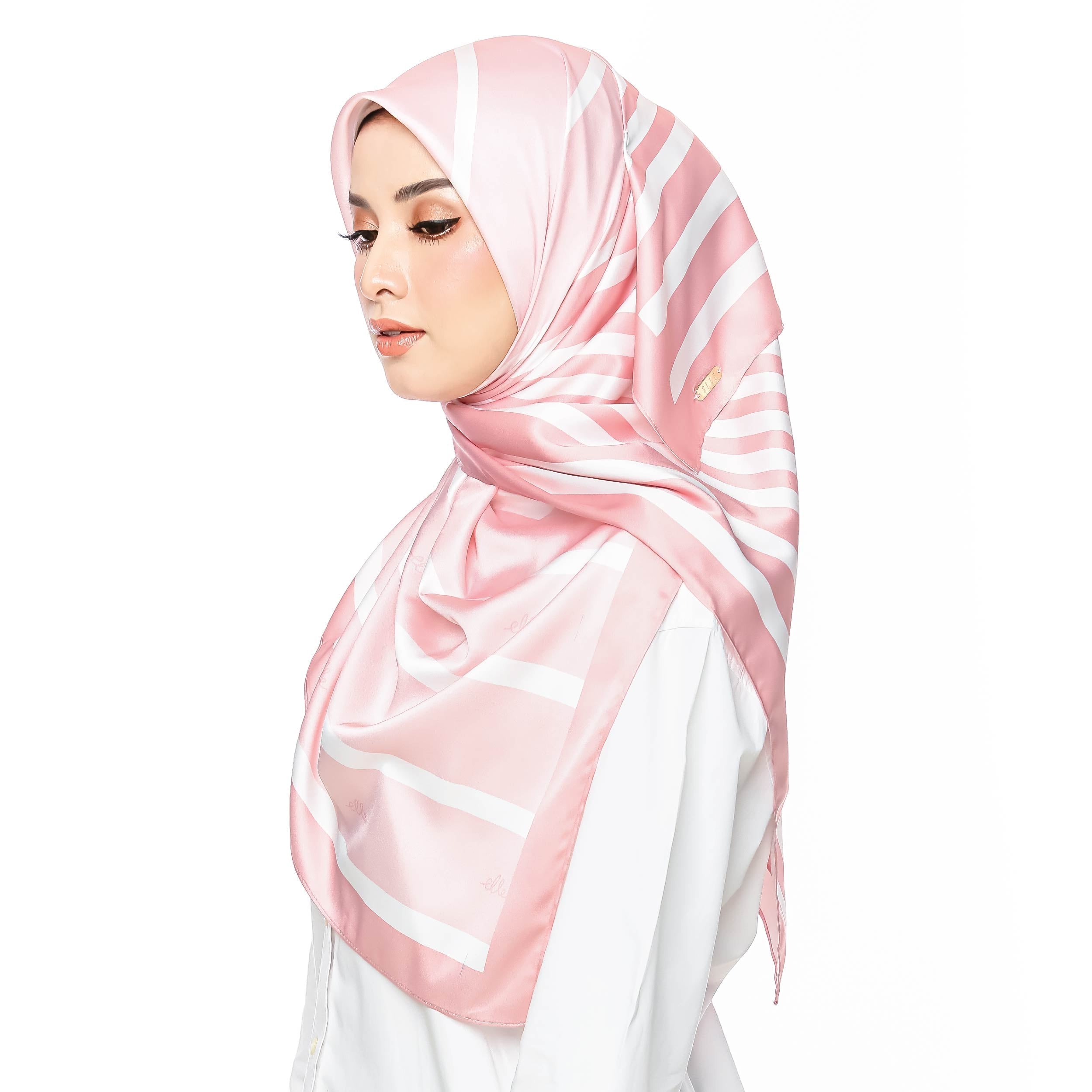 ELLE Signature Scard (Crystal Pink) | Isetan KL Online Store