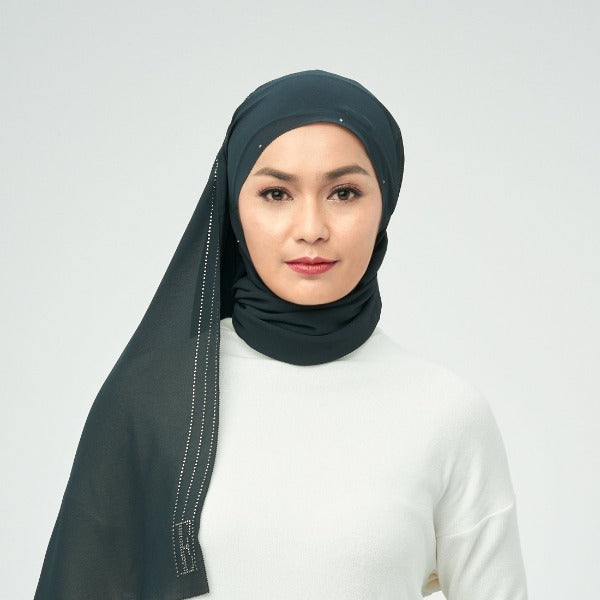 ELLE Twinkle Elle Shawl (Gunmetal Grey) | Isetan KL Online Store