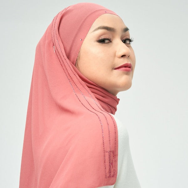 ELLE Twinkle Elle Shawl (Heavenly Pink) | Isetan KL Online Store