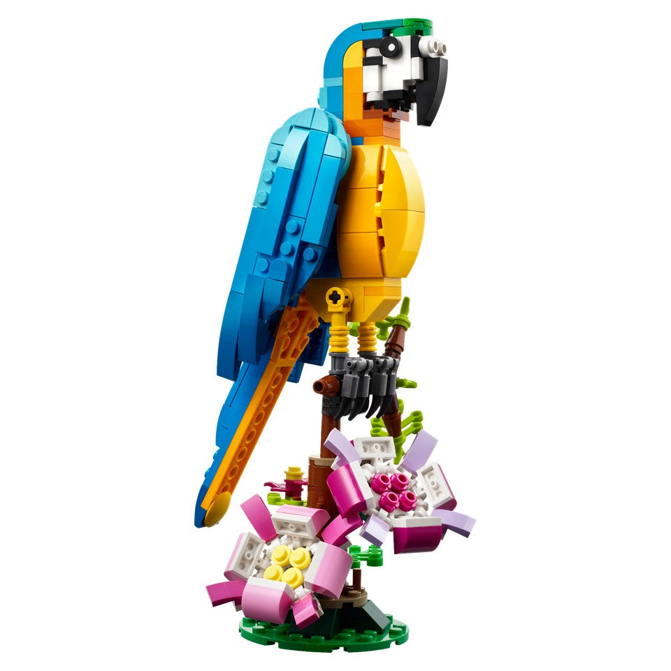LEGO 31136 Exotic Parrot | Isetan KL Online Store